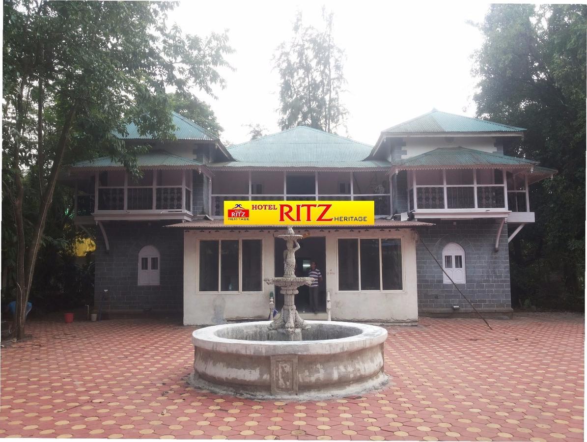 Oyo 11395 Hotel Ritz Heritage Lonavla Exterior foto